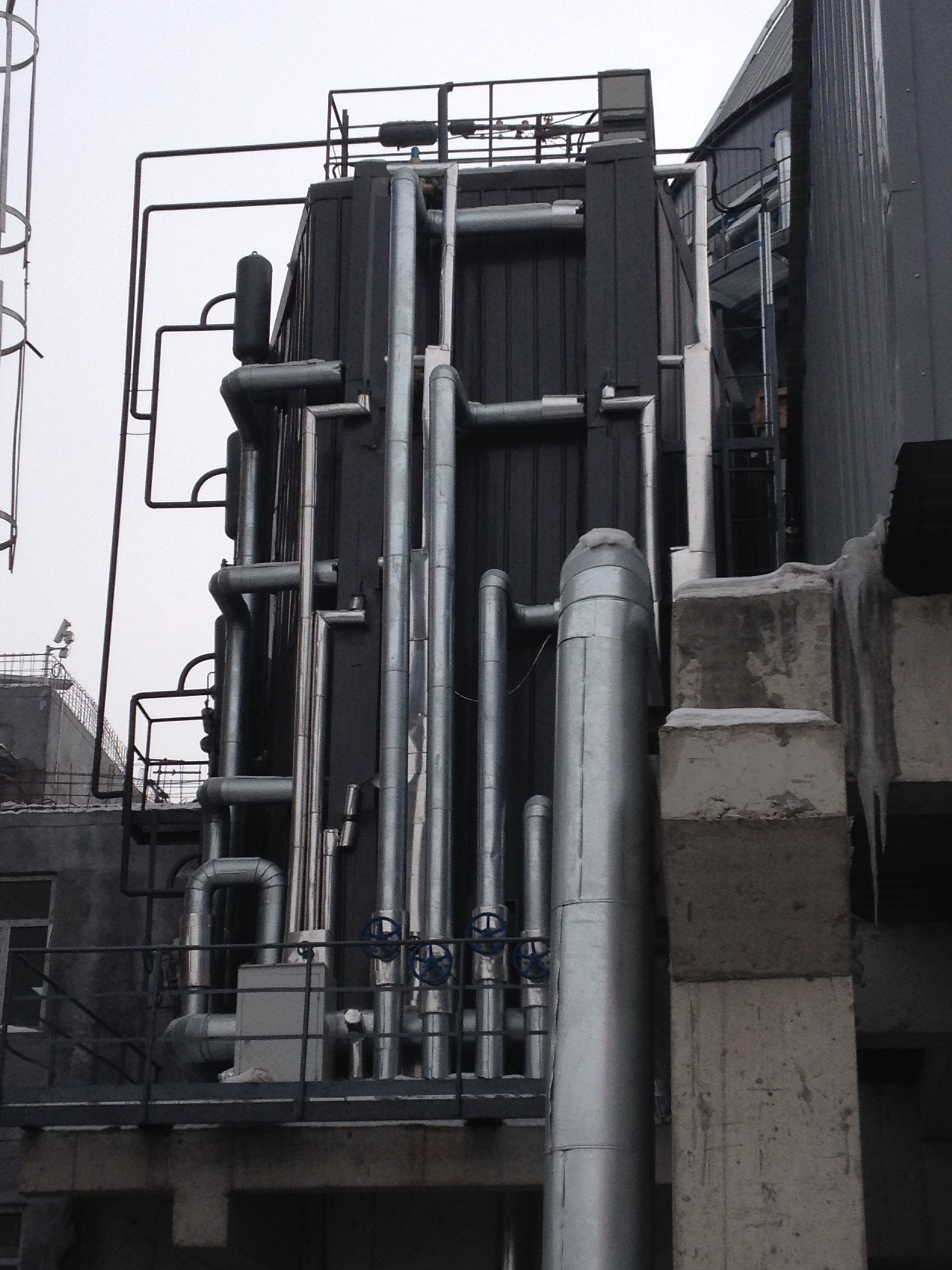 低溫省煤器安裝現場