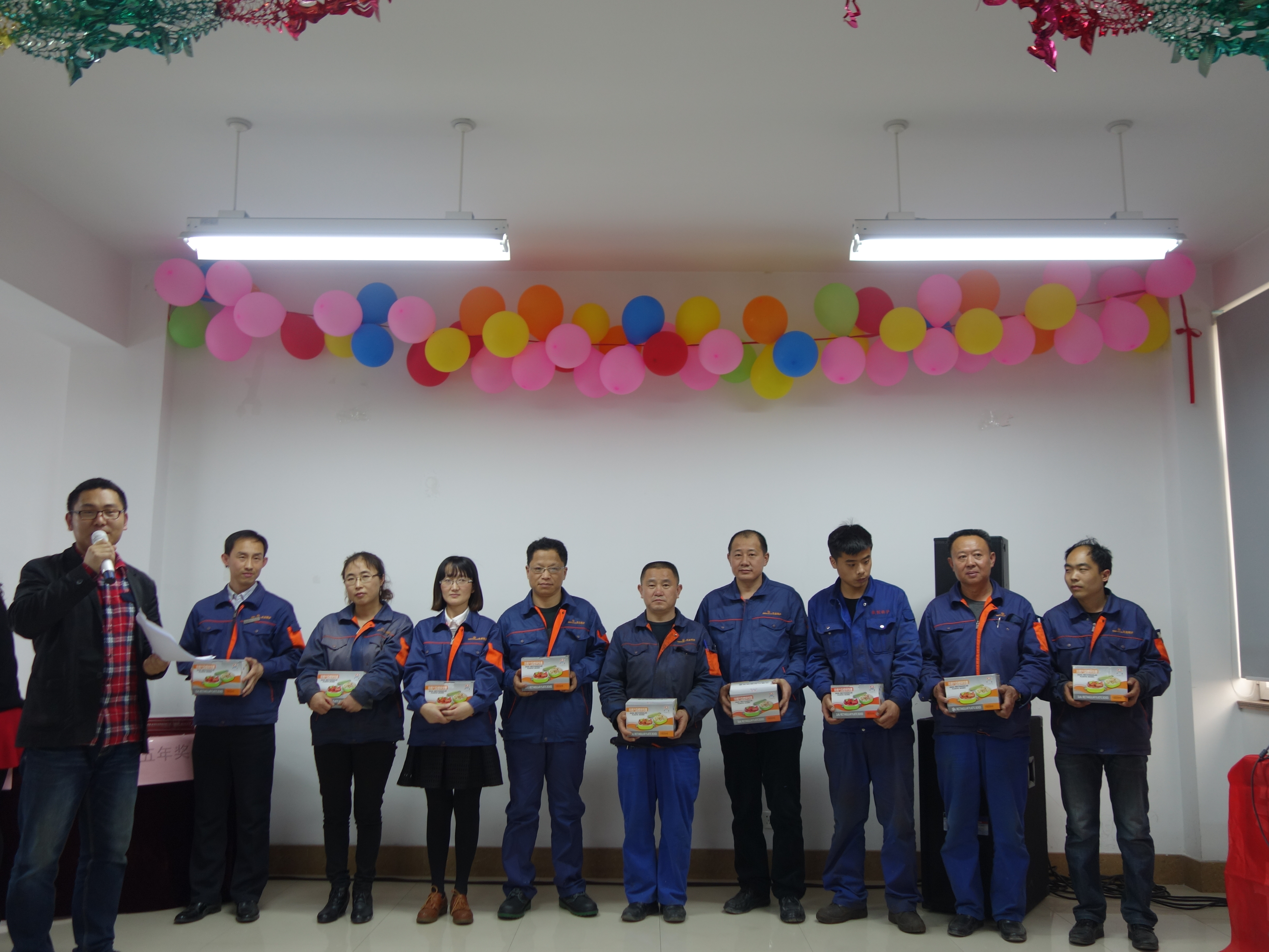 感謝他們的勤奮努力